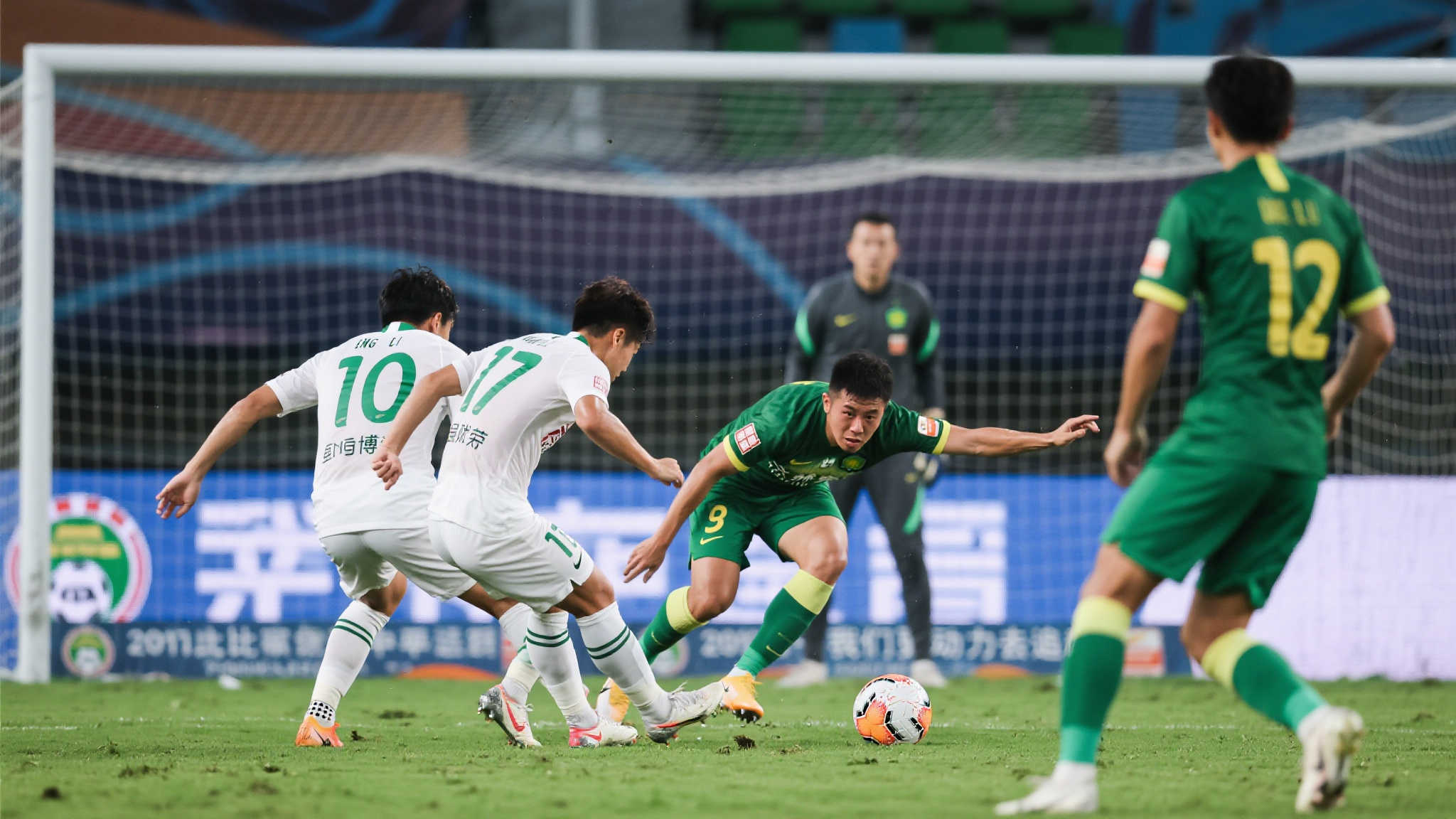 中超巅峰对决：英博苦战120分钟，憾负国安，比赛跌宕起伏